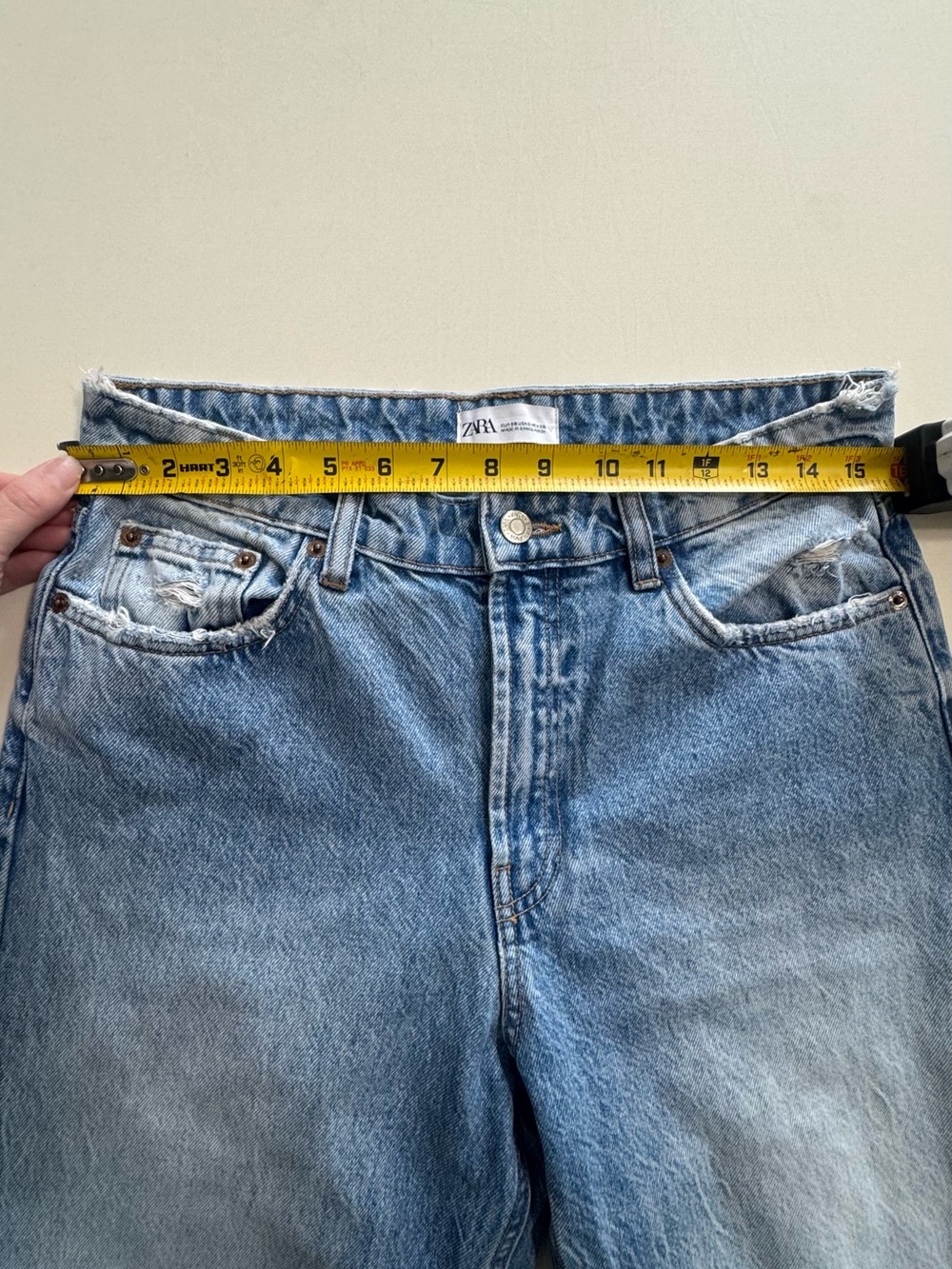 Zara Distressed Straight Leg Mom Jeans Light Wash Denim Size 6 - Picture 5 of 8